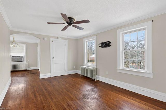 10 Sperry CT, Hampton, VA 23669