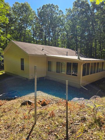 4865 Squirrel, Farwell, MI 48622