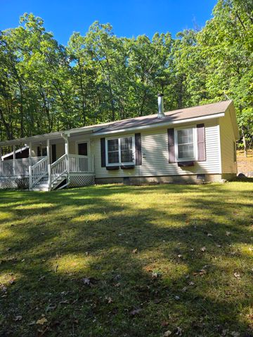 4865 Squirrel, Farwell, MI 48622