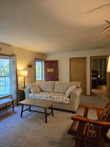 4865 Squirrel, Farwell, MI 48622