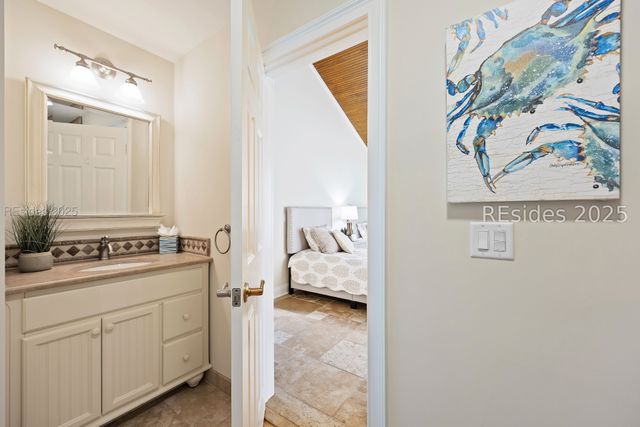 19 Audubon Pond Rd, Hilton Head Island, SC 29928