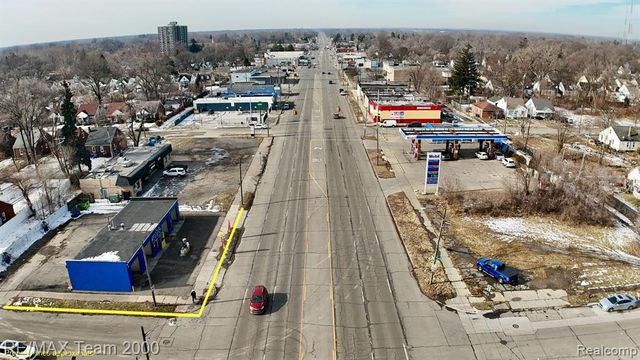 19501 Plymouth Road, Detroit, MI 48228