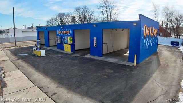 19501 Plymouth Road, Detroit, MI 48228