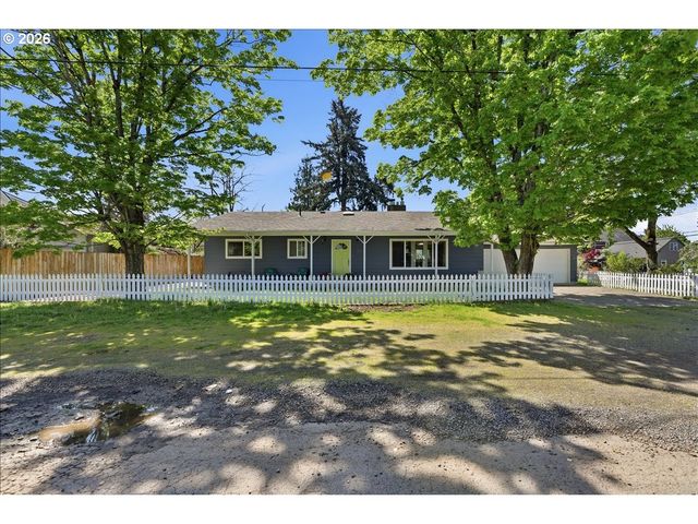 6910 Ne PACIFIC St, Portland, OR 97213