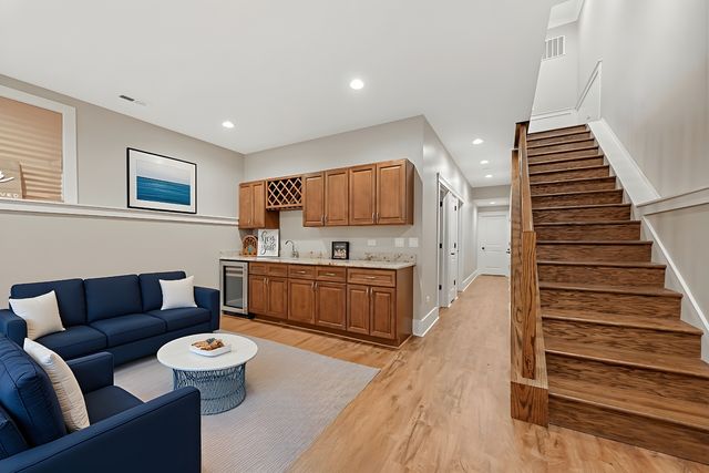 4223 S Wabash Avenue, Chicago, IL 60653