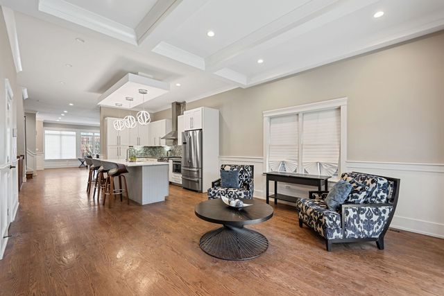 4223 S Wabash Avenue, Chicago, IL 60653