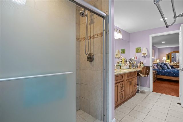 307 Crestview Dr, Dickson, TN 37055