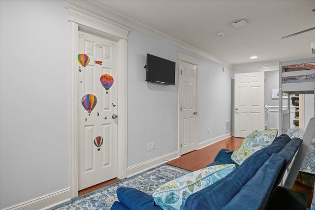 307 Crestview Dr, Dickson, TN 37055