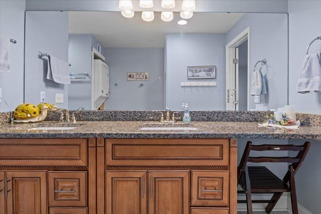 307 Crestview Dr, Dickson, TN 37055