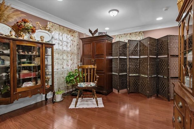 307 Crestview Dr, Dickson, TN 37055