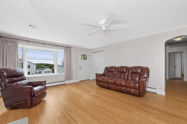 265 Temple Road, Waltham, MA 02452