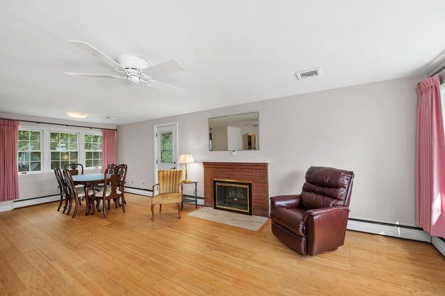 265 Temple Road, Waltham, MA 02452