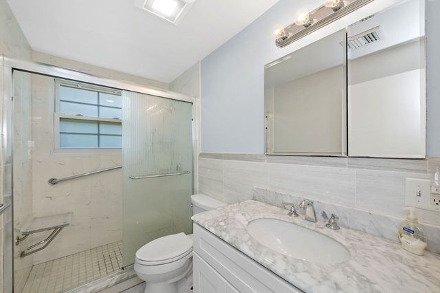 265 Temple Road, Waltham, MA 02452