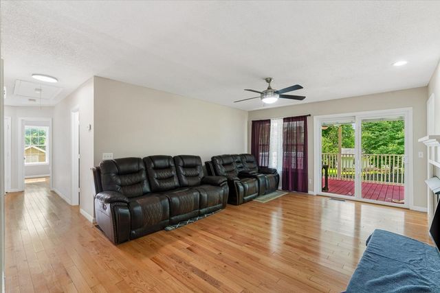 512 Kevin Way, Dalton, GA 30721