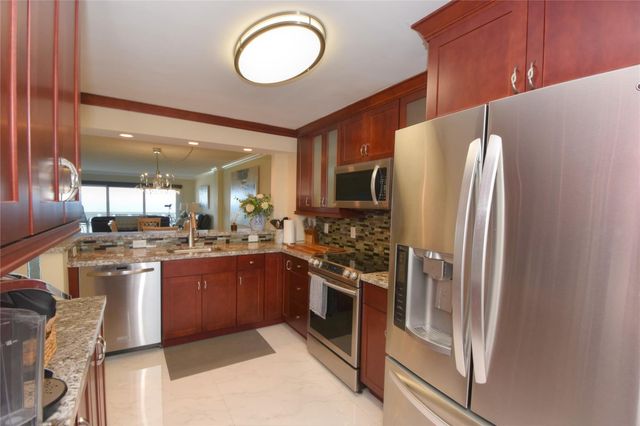 1012 N OCEAN Boulevard 802, Pompano Beach, FL 33062