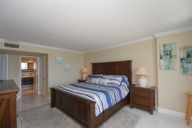 1012 N OCEAN Boulevard 802, Pompano Beach, FL 33062