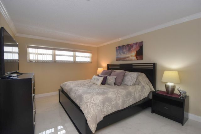 1012 N OCEAN Boulevard 802, Pompano Beach, FL 33062