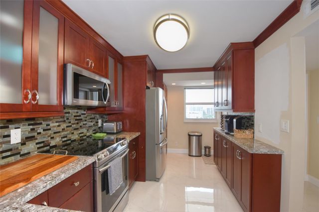 1012 N OCEAN Boulevard 802, Pompano Beach, FL 33062