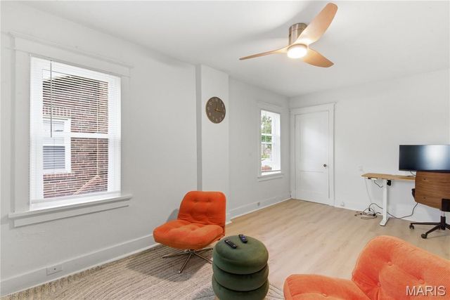 6769 Chamberlain Avenue, St Louis, MO 63130