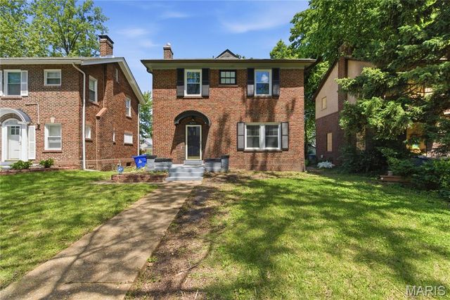 6769 Chamberlain Avenue, St Louis, MO 63130