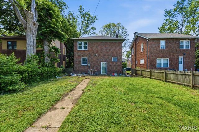 6769 Chamberlain Avenue, St Louis, MO 63130