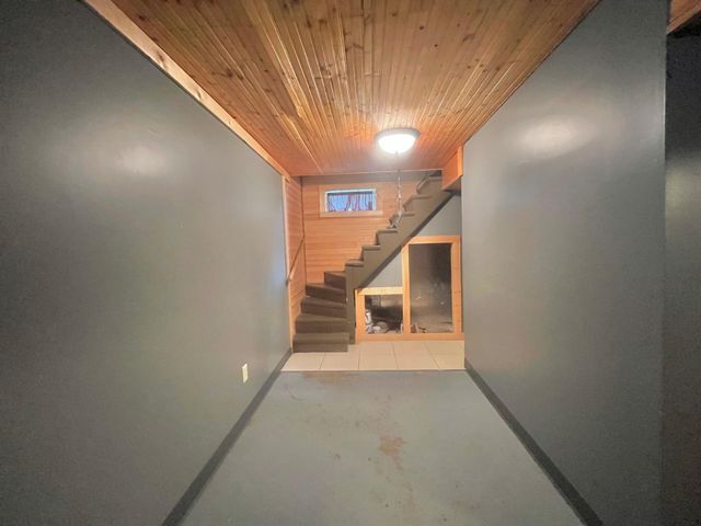 611 16th Street SW, Willmar, MN 56201