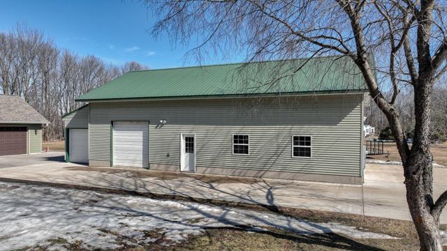 23582 69th Avenue, Cadott, WI 54727