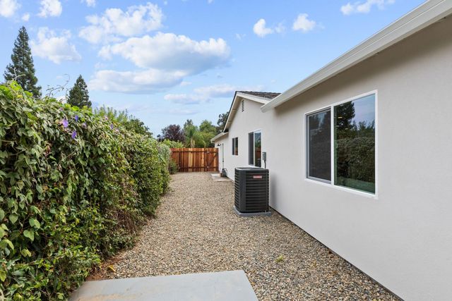 6341 David Ave, Loomis, CA 95650