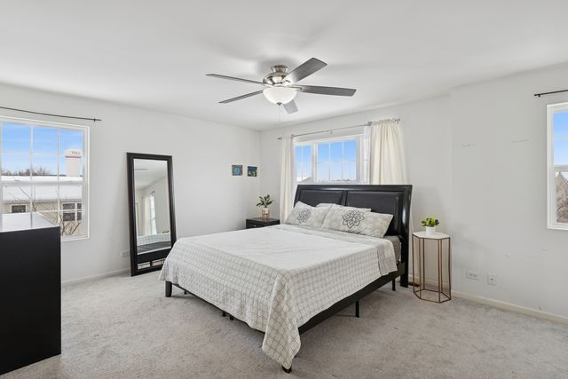 308 Niagara Lane, Volo, IL 60073