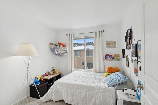 308 Niagara Lane, Volo, IL 60073