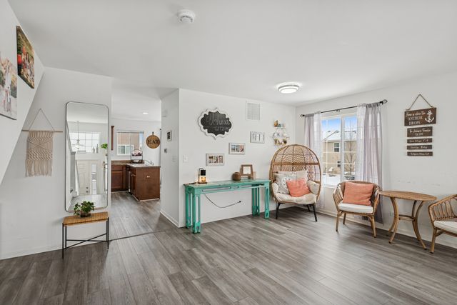 308 Niagara Lane, Volo, IL 60073