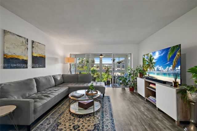 1100 SW 12th St 300, Fort Lauderdale, FL 33315