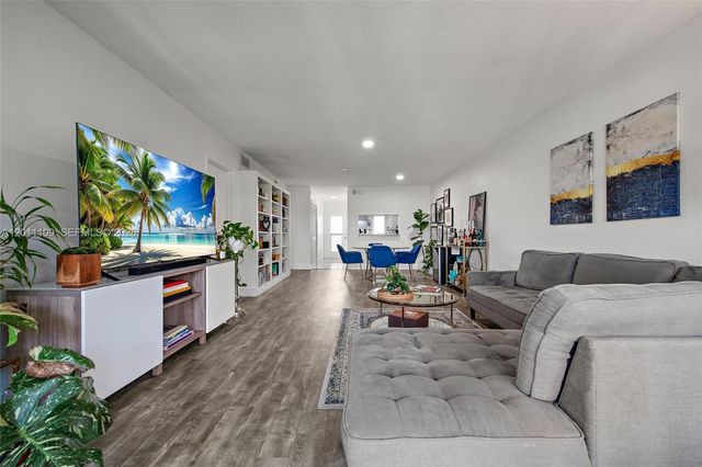 1100 SW 12th St 300, Fort Lauderdale, FL 33315