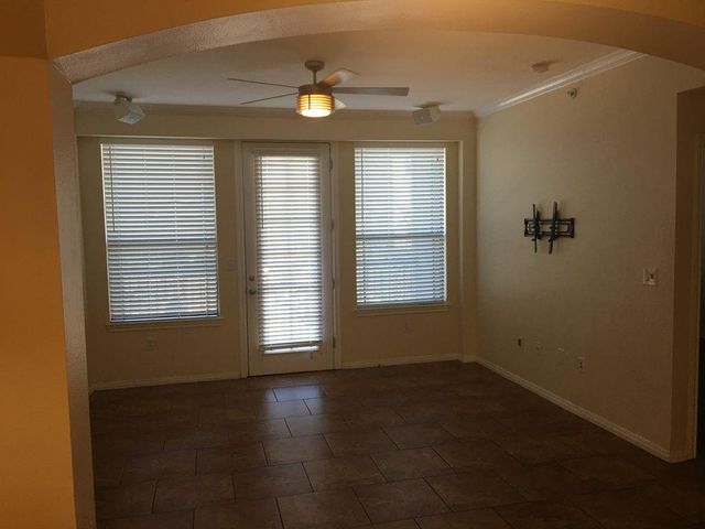 2505 San Gabriel ST 204, Austin, TX 78705