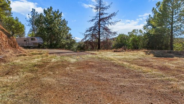 13695 Lena Way, Shasta Lake, CA 96019