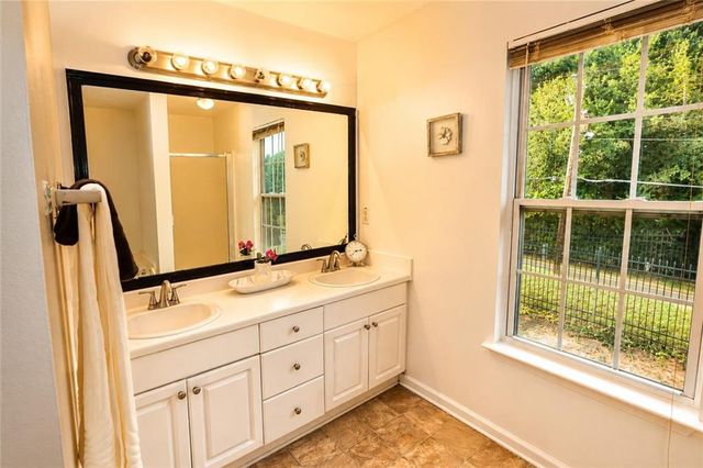 6181 Grove Crest Way, Austell, GA 30168