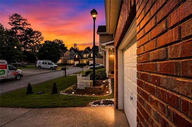6181 Grove Crest Way, Austell, GA 30168