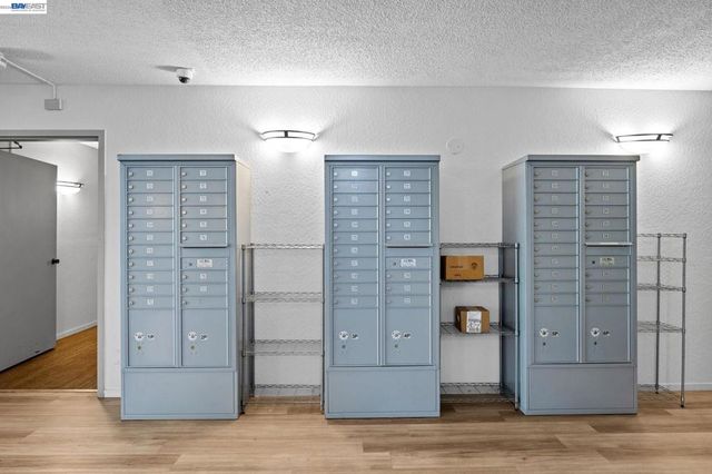 955 Shorepoint Ct 310, Alameda, CA 94501