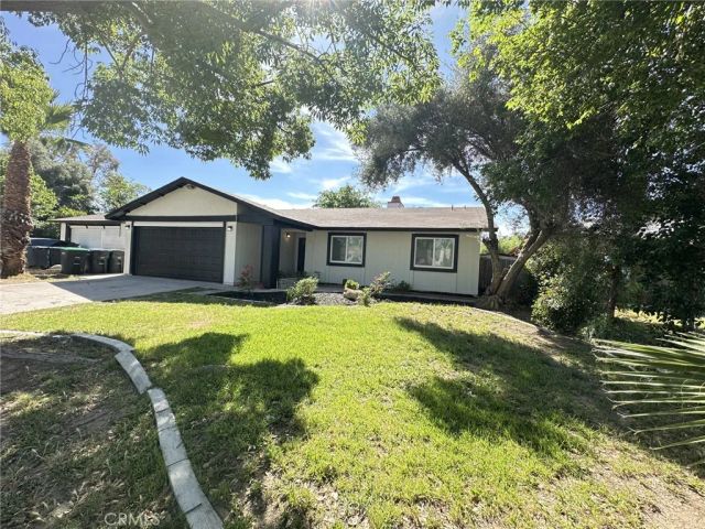 1161 BLUE RIDGE Lane, Colton, CA 92324