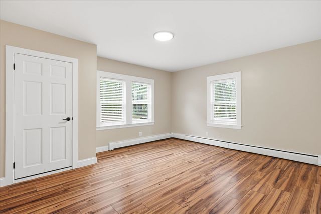 293 Lawrence Road, Salem, NH 03079