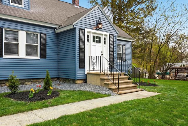 293 Lawrence Road, Salem, NH 03079