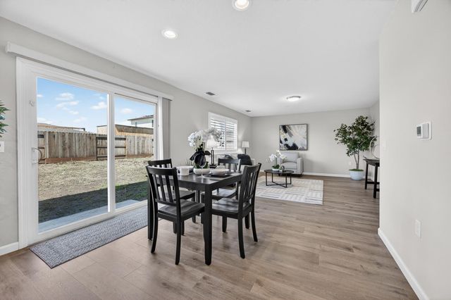 4265 Verdant St, Stockton, CA 95204