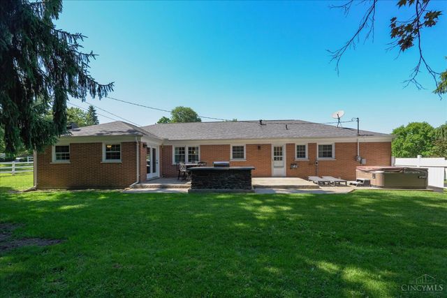 134 Beekin Drive, Hillsboro, OH 45133
