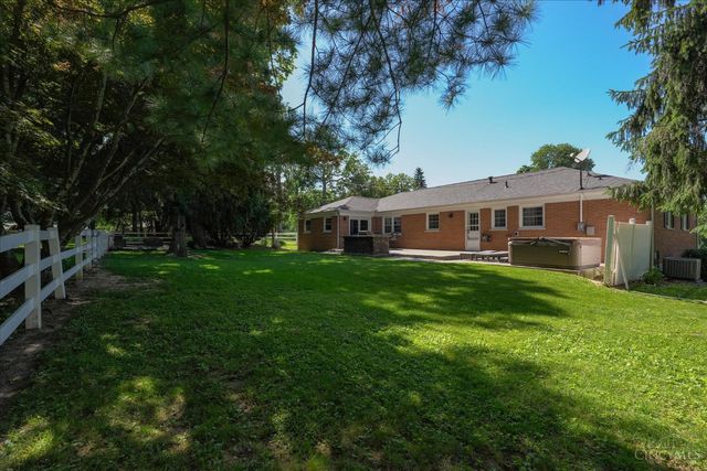 134 Beekin Drive, Hillsboro, OH 45133