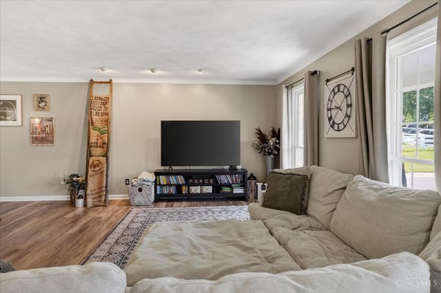 134 Beekin Drive, Hillsboro, OH 45133