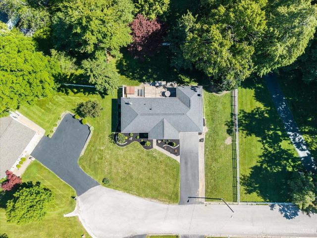 134 Beekin Drive, Hillsboro, OH 45133