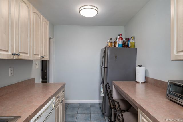251-38 71st Avenue 80B, Bellerose, NY 11426
