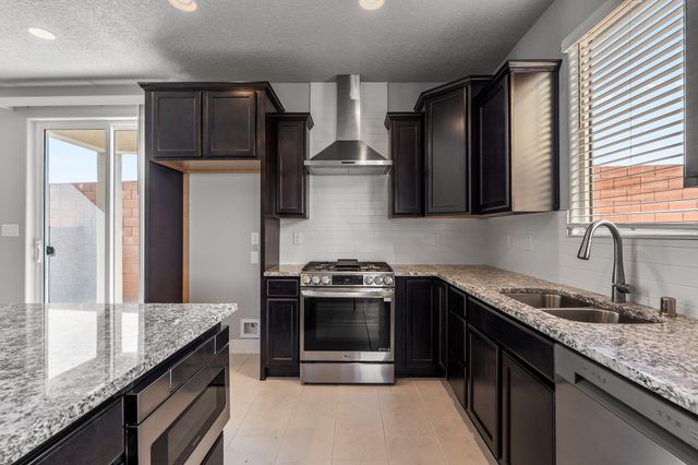 3652 Queen Court NE, Rio Rancho, NM 87144