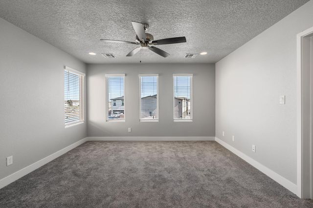 3652 Queen Court NE, Rio Rancho, NM 87144