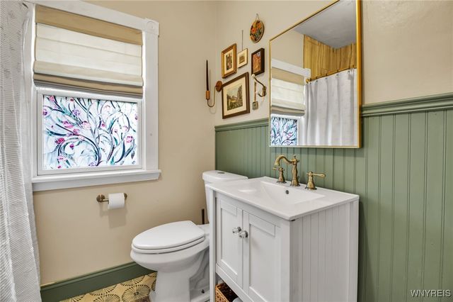 108 Burlington Avenue, Lancaster, NY 14043